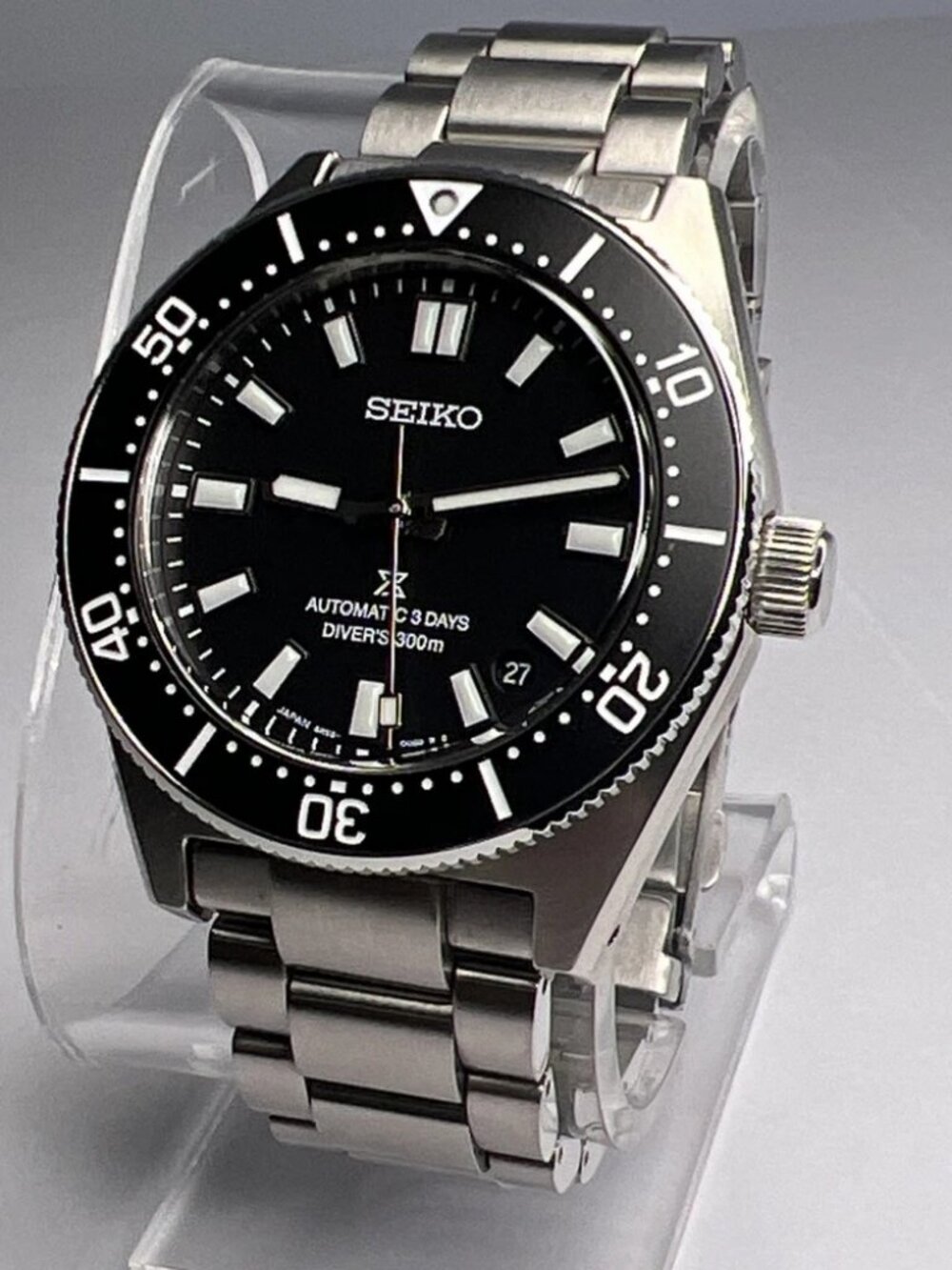 SEIKO 40mm Steel Prospex Automatic Diver Date 6R55-00G0 Black Dial Box & Papers